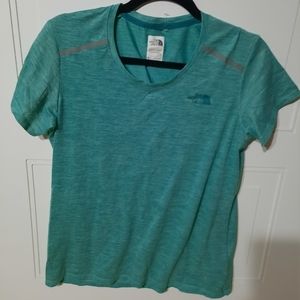 SALE North Face tee